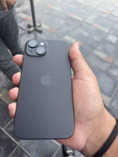 Apple iPhone 15