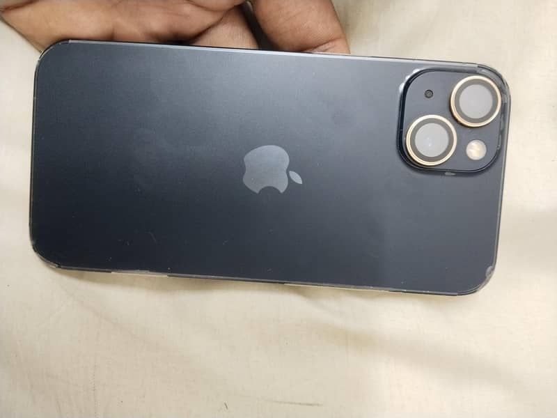 Apple iPhone 13 9