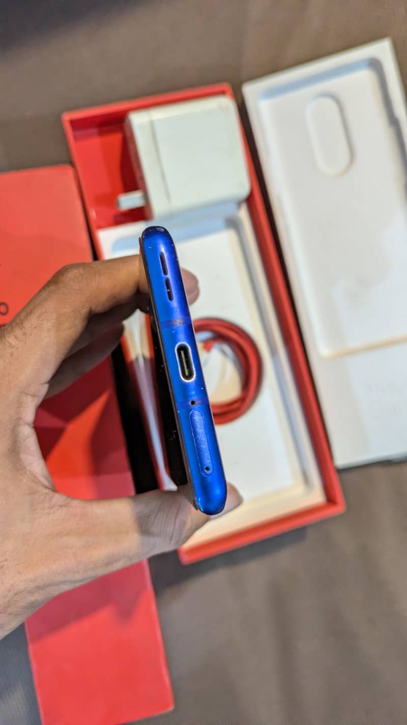 One Plus 8 Pro 6