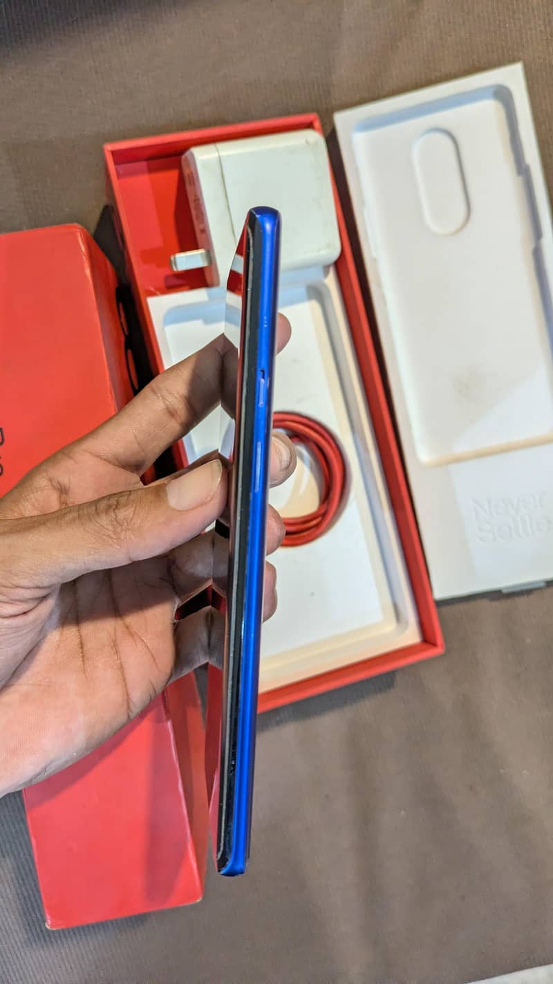 One Plus 8 Pro 7