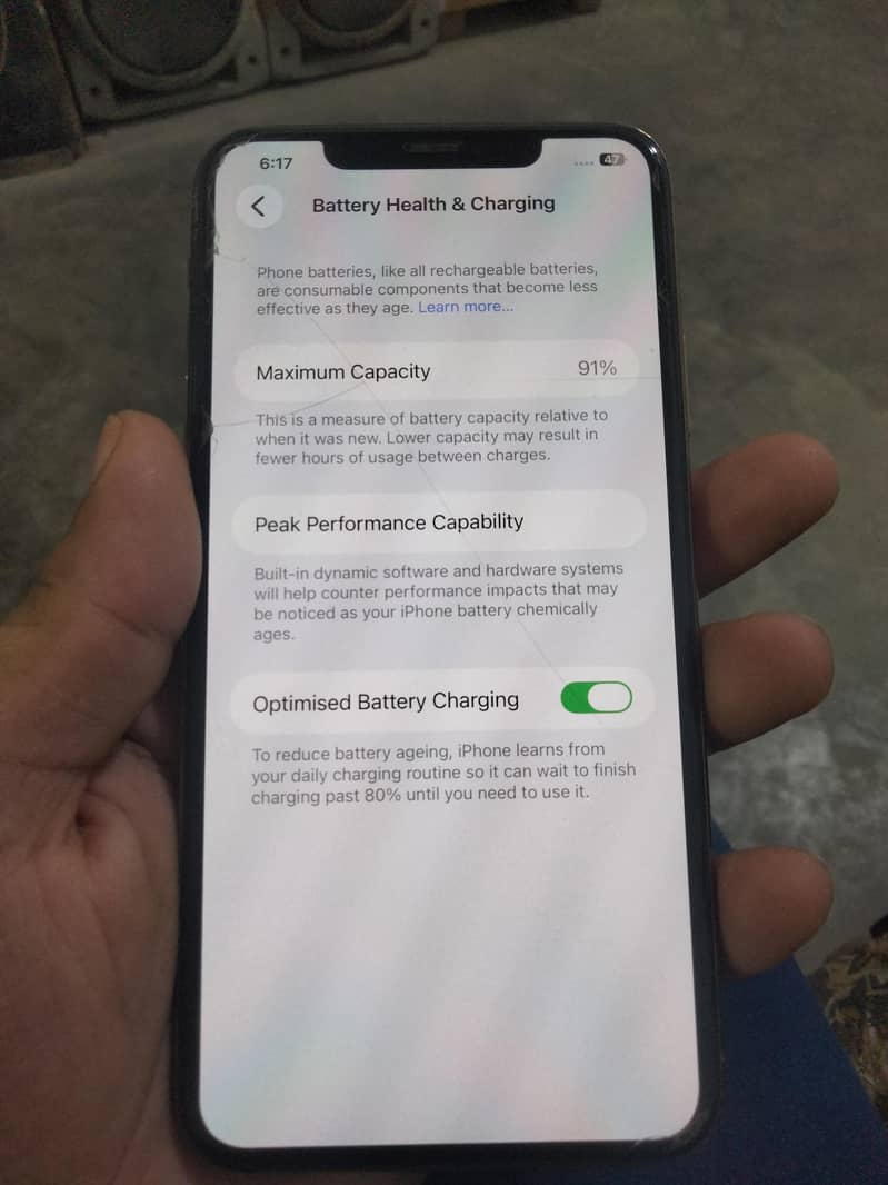 Apple iPhone 11 Pro Max 2