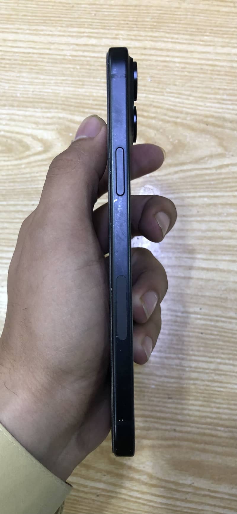 Apple iPhone 15 plus 3