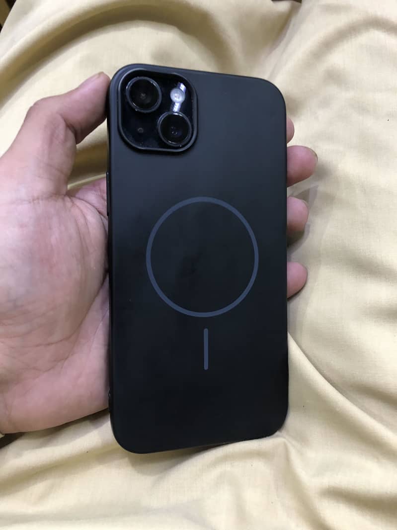 Apple iPhone 15 plus 6