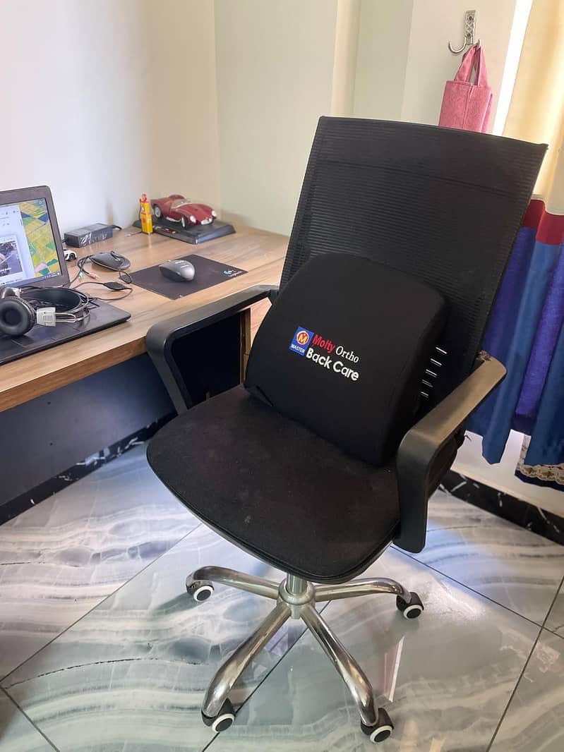 computer table with chair 3