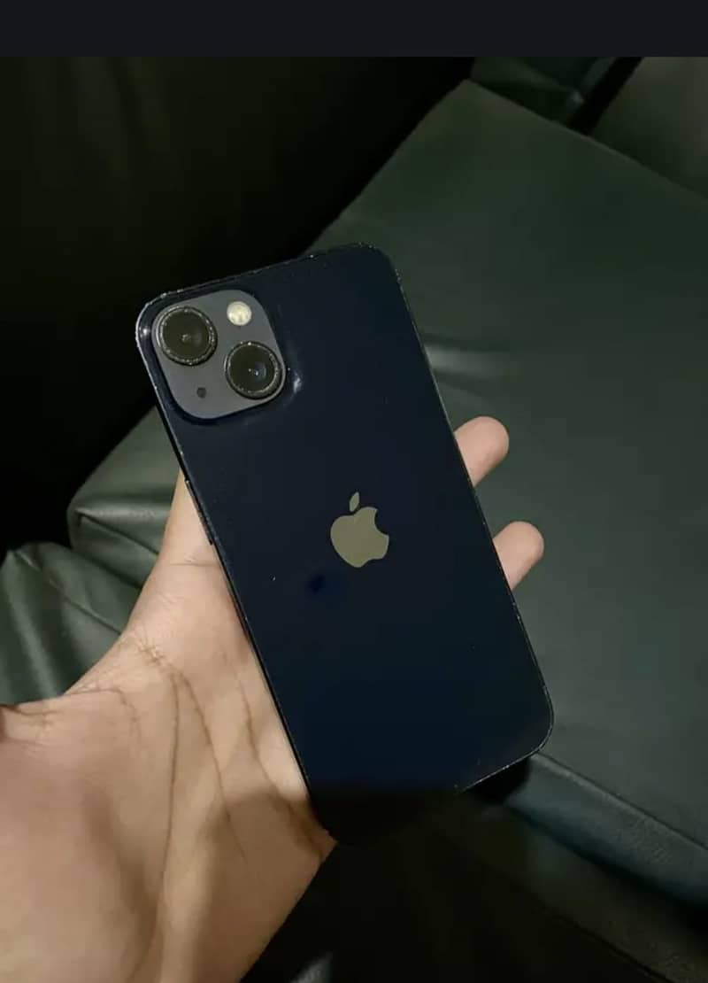 Apple iPhone 13 3