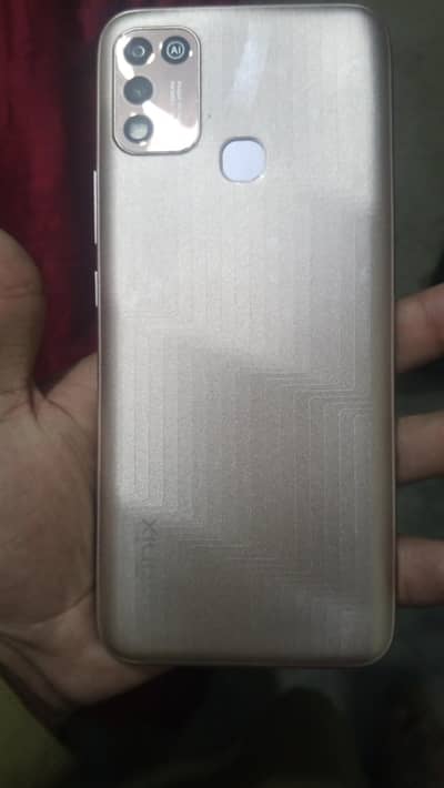Infinix Hot 10