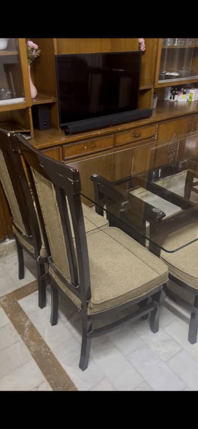 6 seater dining table set of keekar wood structure