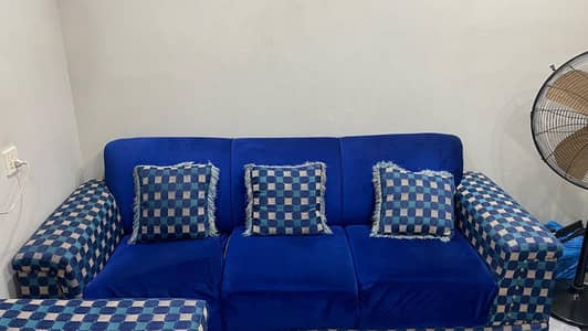 7 seater used sofa set in 35,000