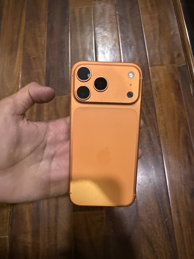 Apple iPhone 17 Pro Max 0