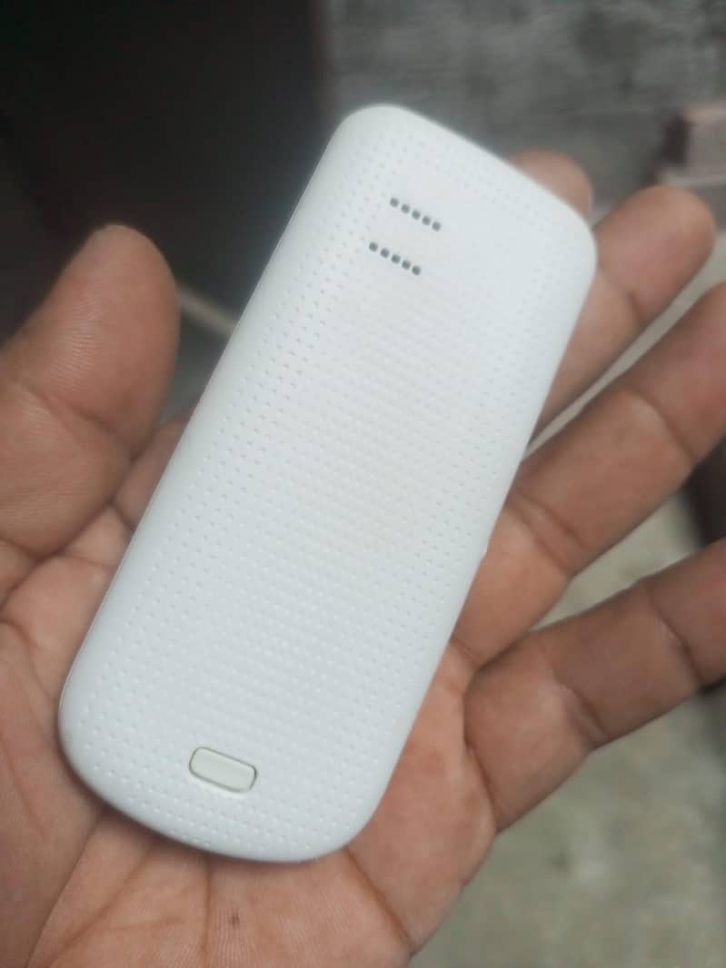 Nokia 1202 1