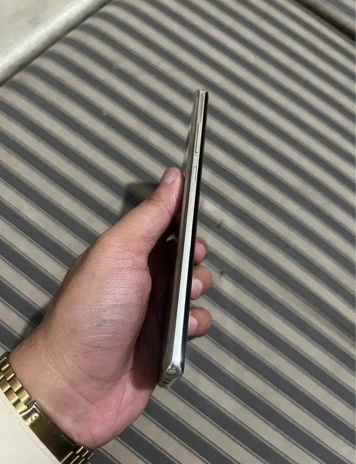 Samsung Mobile Note 8 2