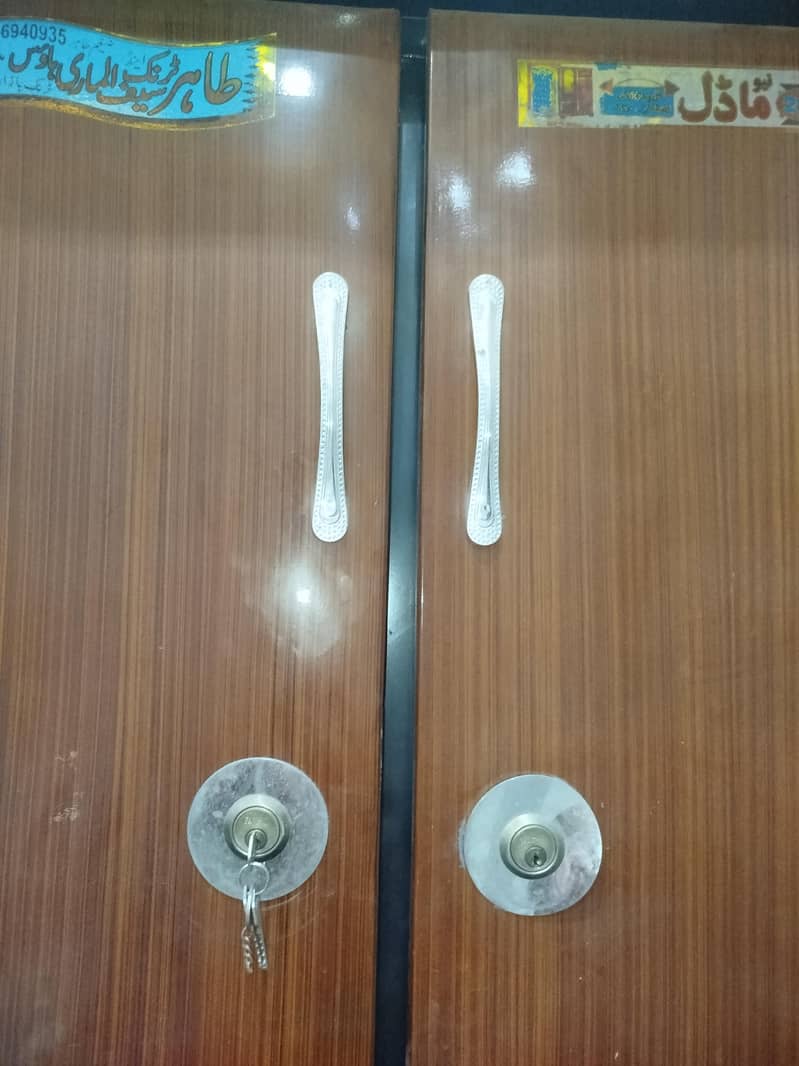 metal wardrobe 4