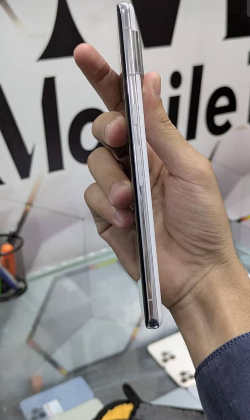 Google Pixel 7 Pro 2