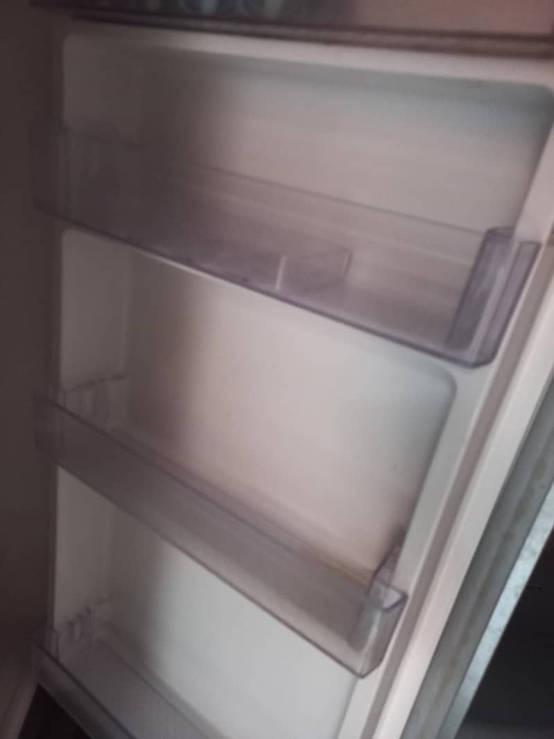 donwlc frige 3