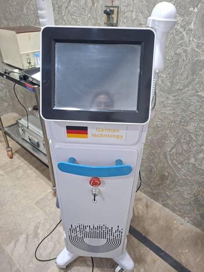 diode laser hair removal  with pico laser