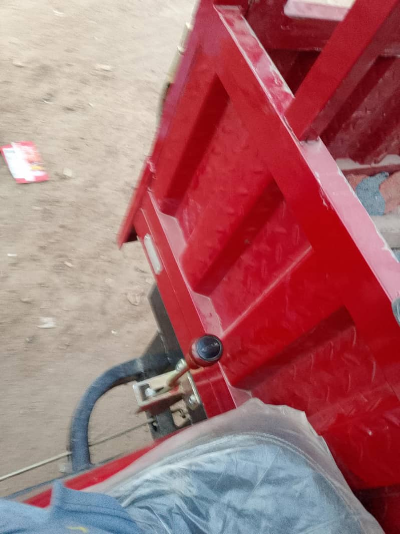 TEZRAFTAR RICKSHAW 9