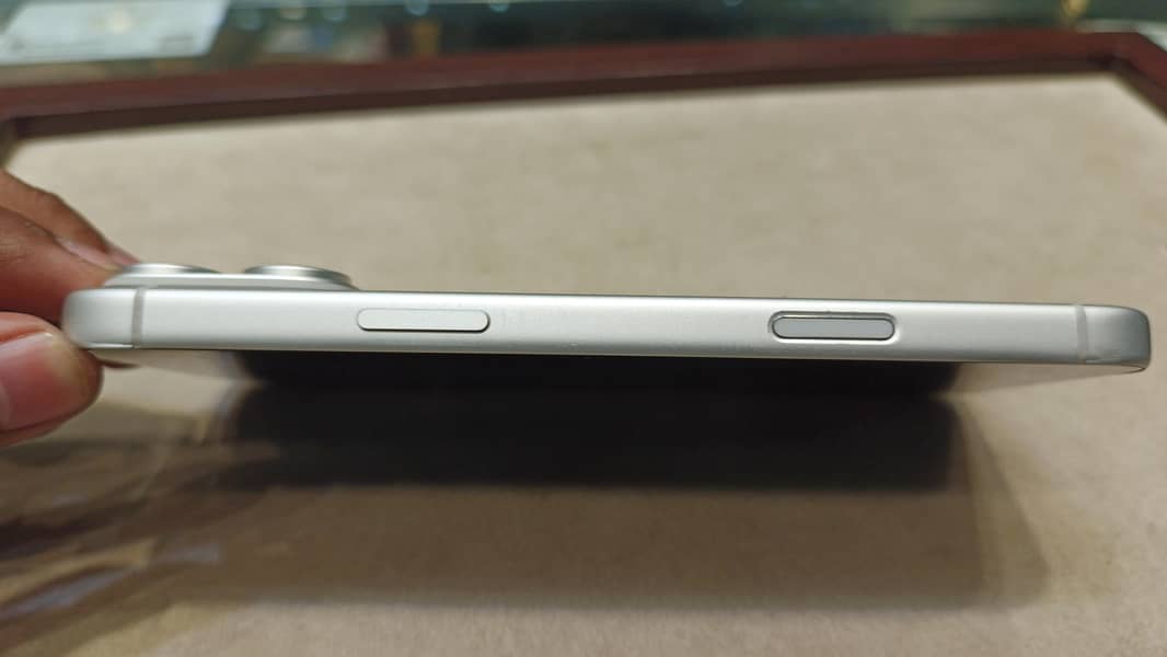 Apple iPhone 17 Pro Max 1