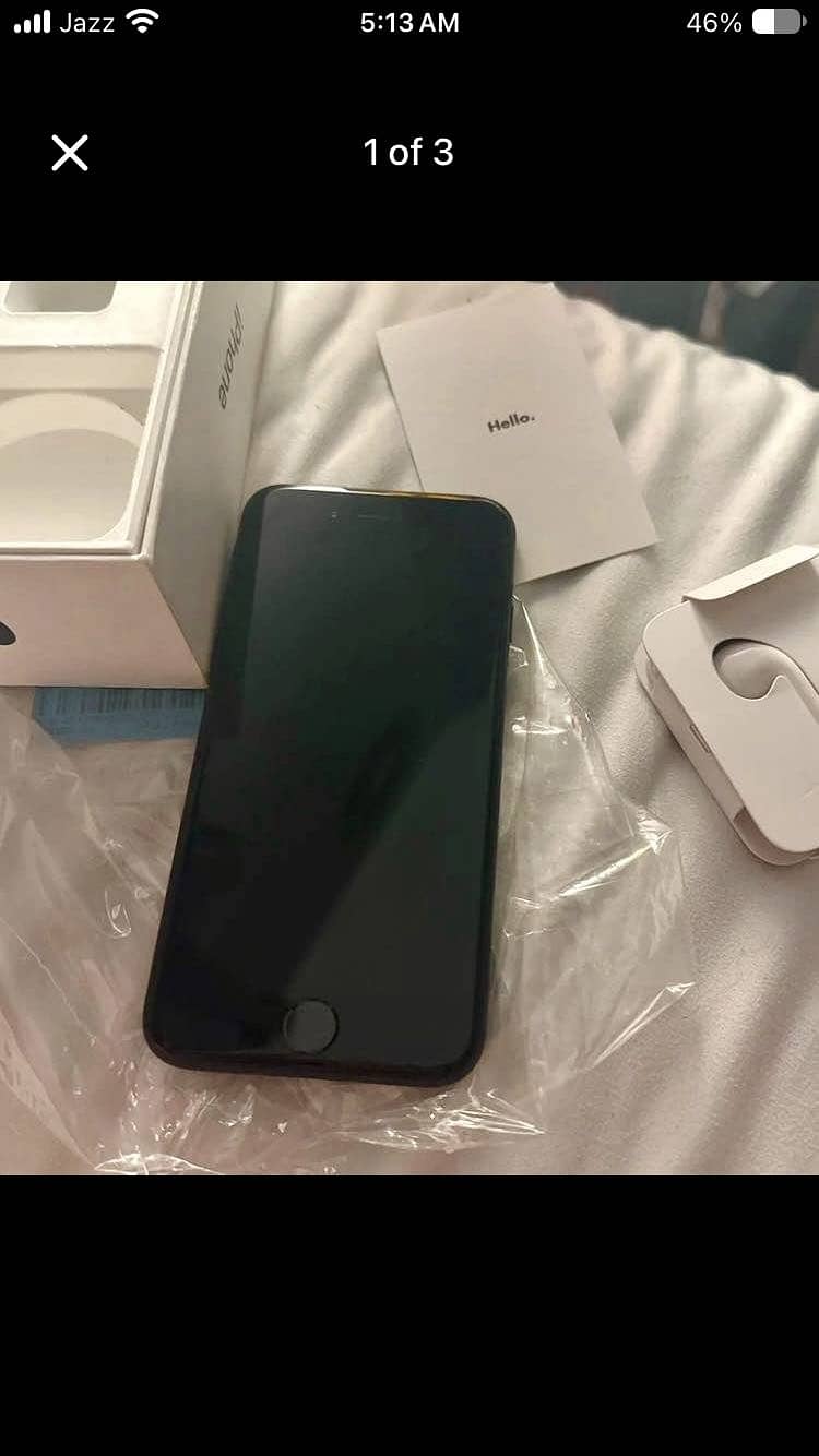 Apple iPhone SE (3rd Generation) 2022 2