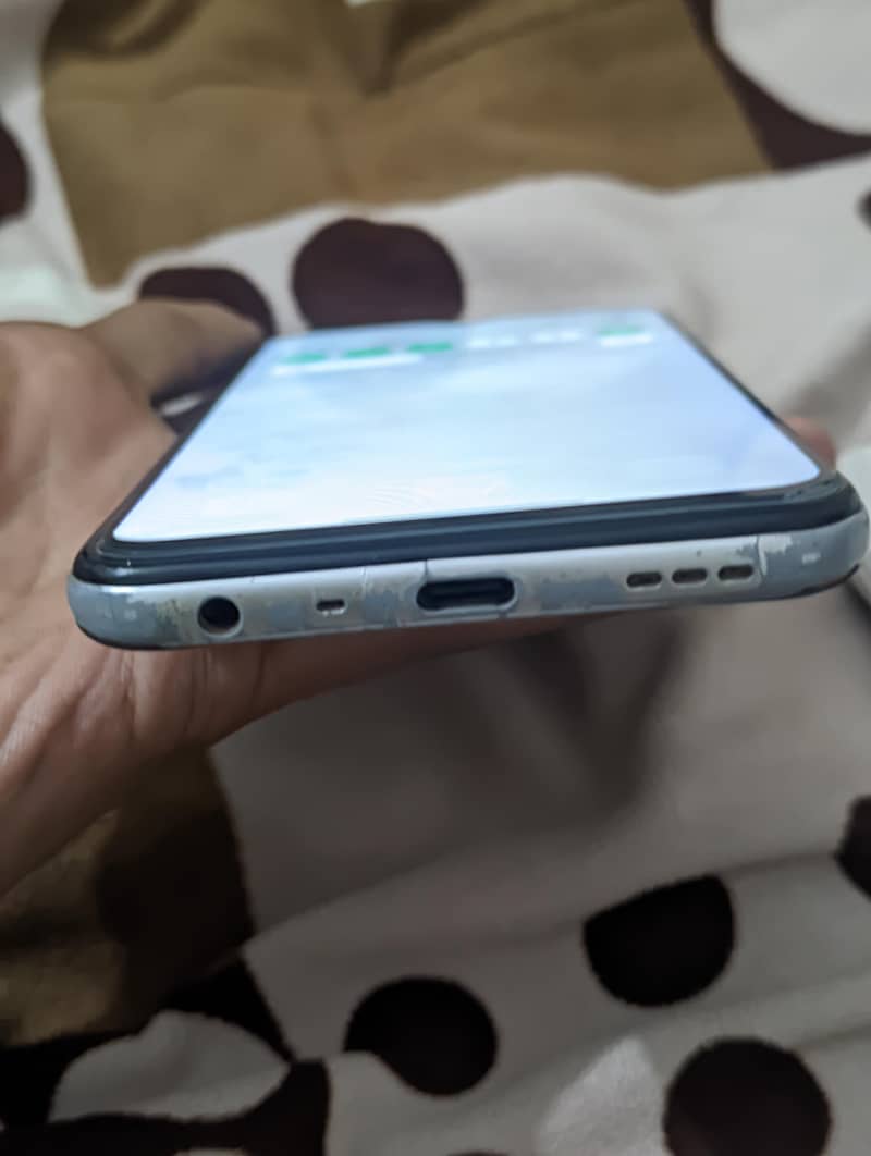 OPPO A16 0