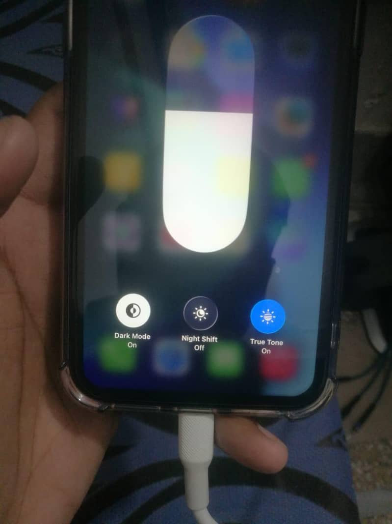 Apple iPhone 11 4