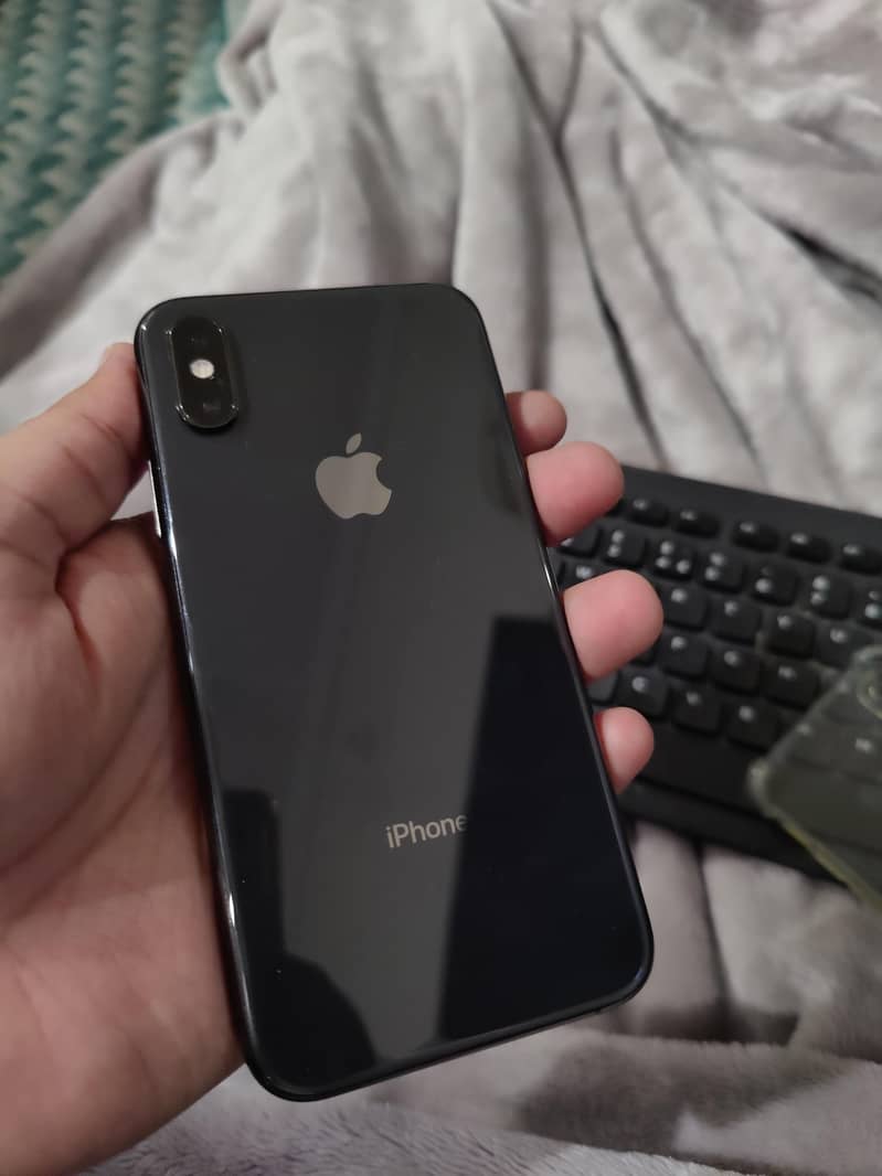 Apple iPhone XS 0