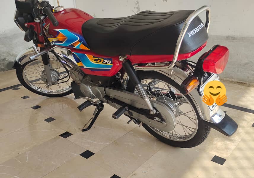 Honda CD70 4
