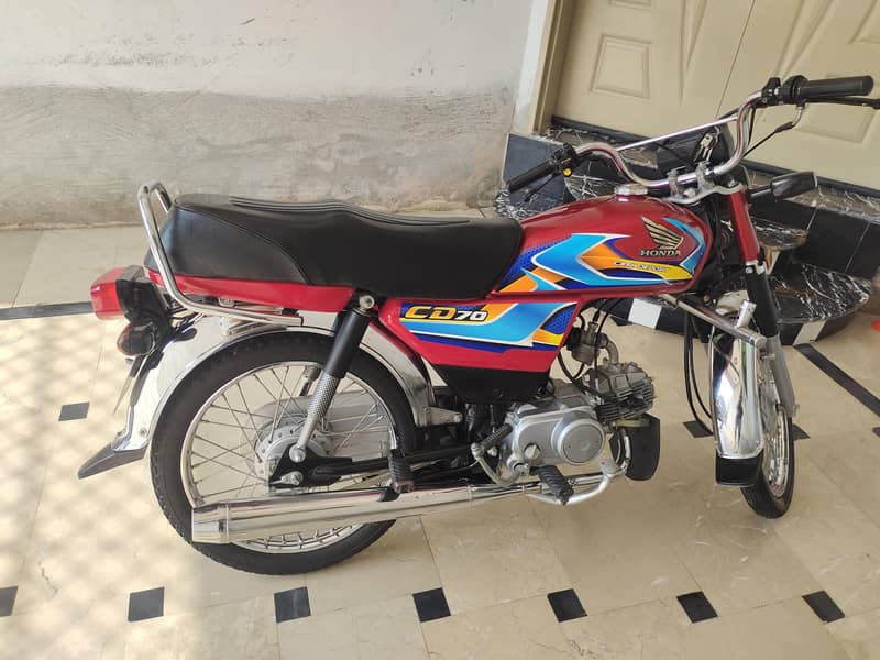 Honda CD70 6