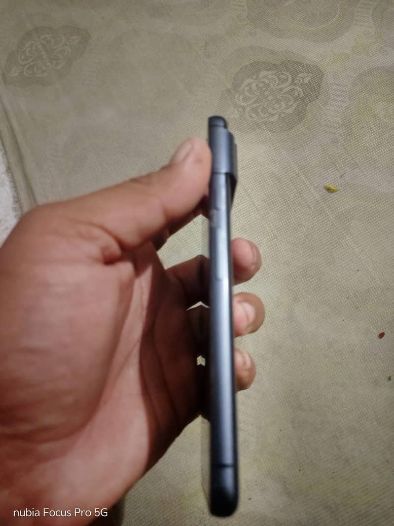 Google Pixel 8 5