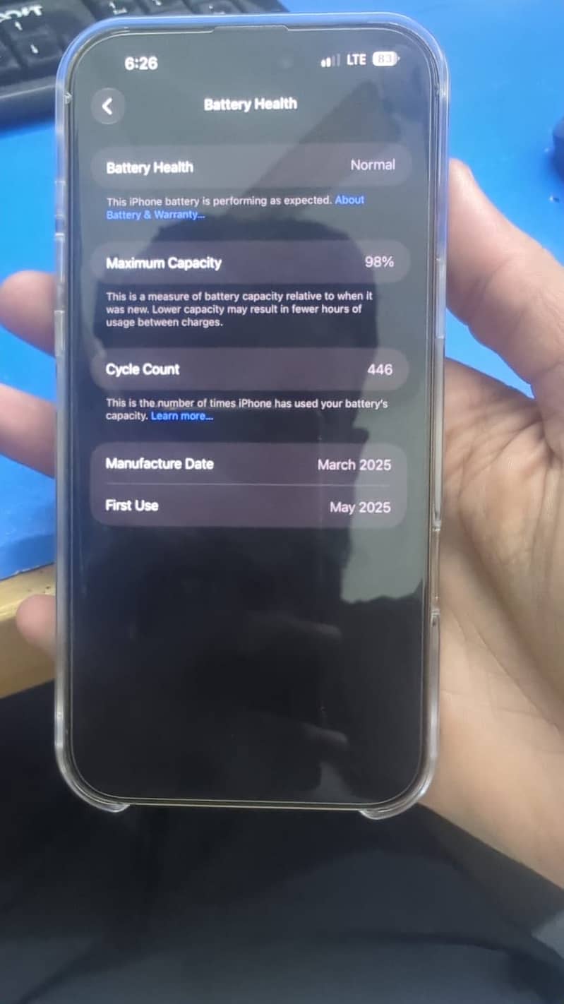 Apple iPhone 16 Pro Max 2