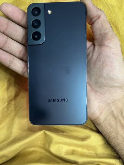 Samsung Mobile S22