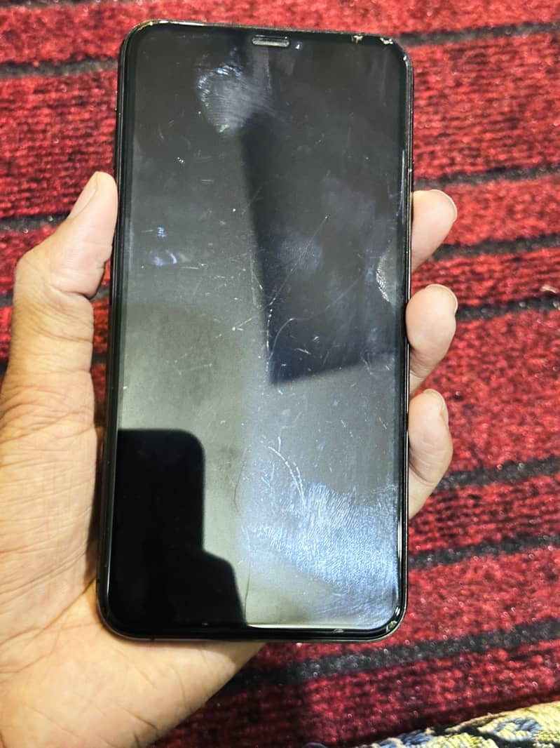 Apple iPhone XS Max 2