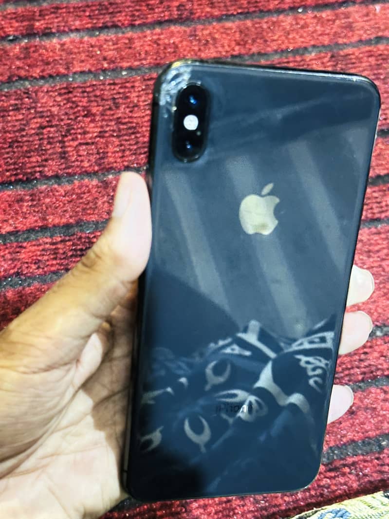 Apple iPhone XS Max 5