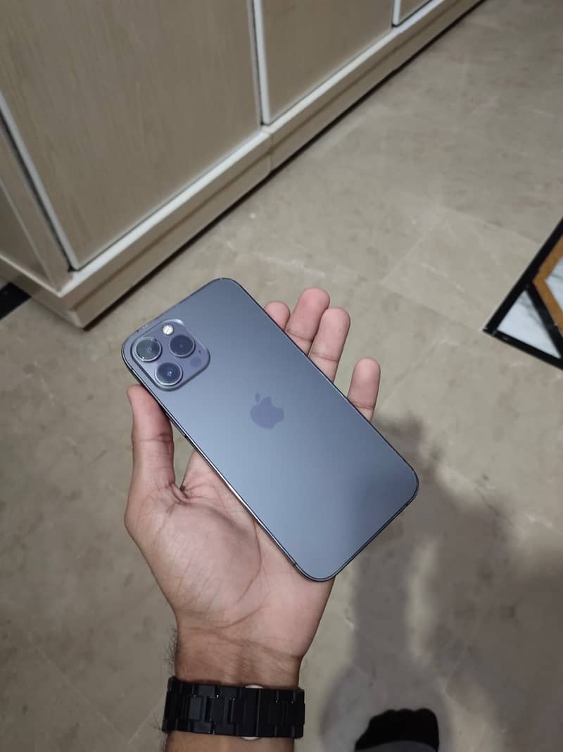 Apple iPhone 12 Pro Max 8