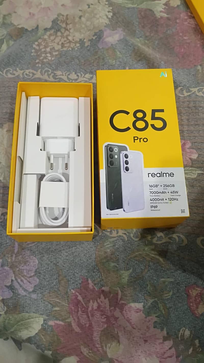 Realme C85 0