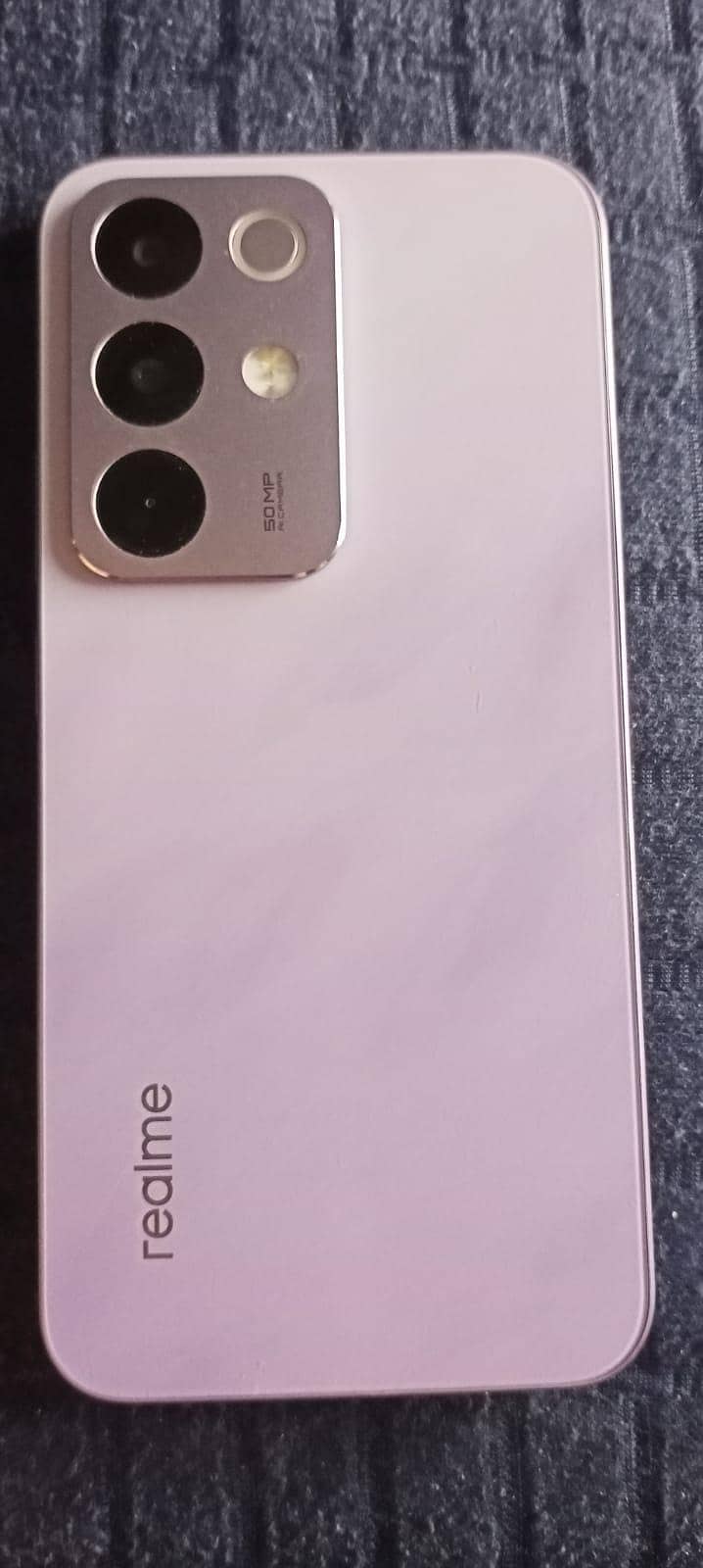 Realme C85 4