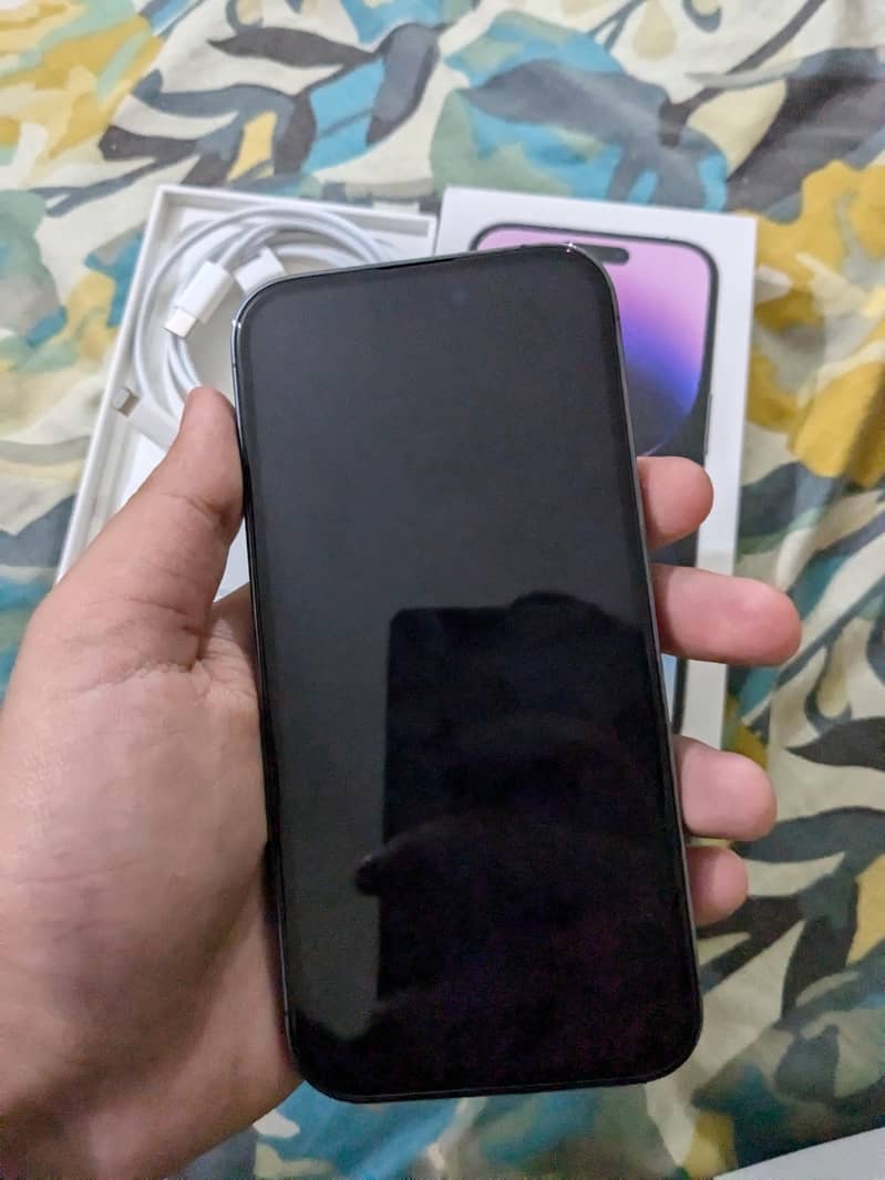 Apple iPhone 14 Pro 1