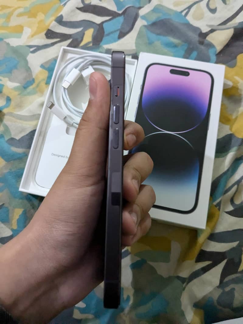 Apple iPhone 14 Pro 2