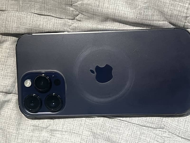 Apple iPhone 14 Pro Max 2