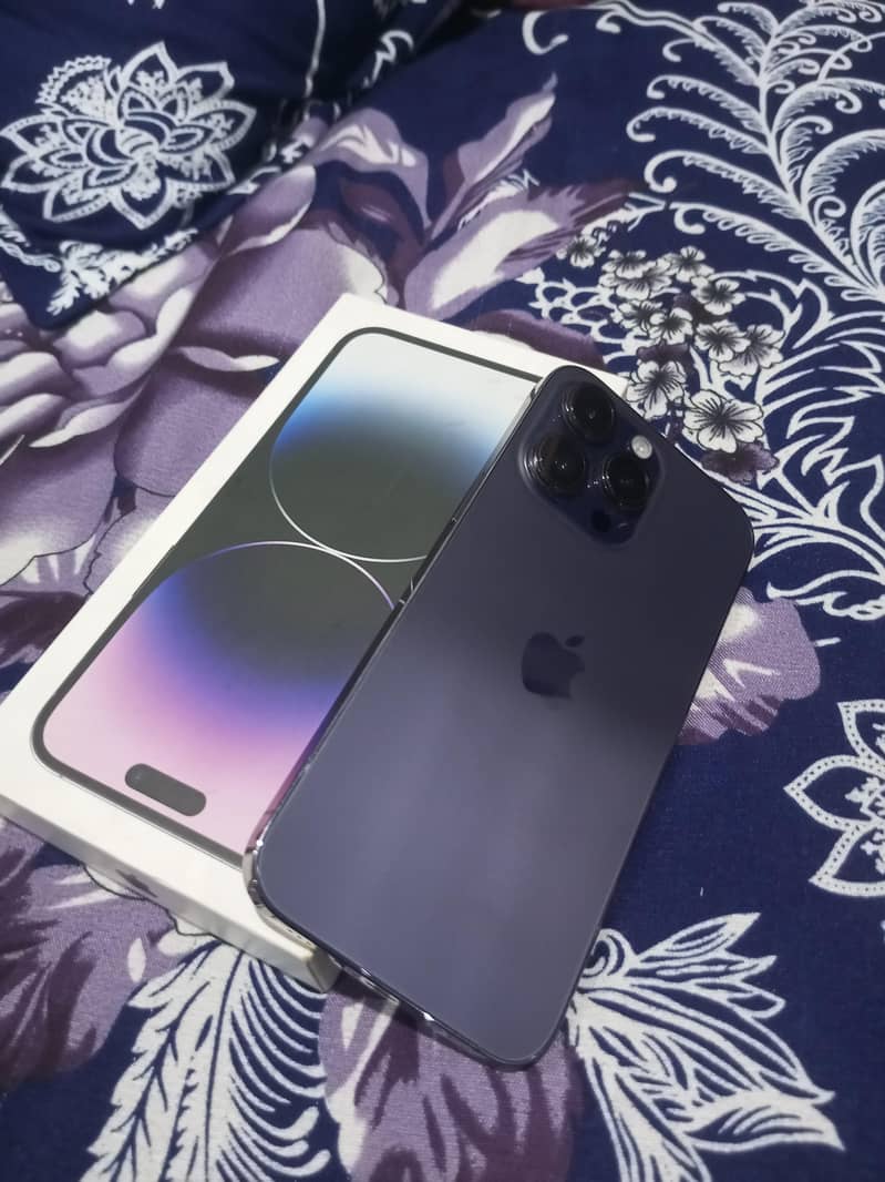 Apple iPhone 14 Pro Max 1