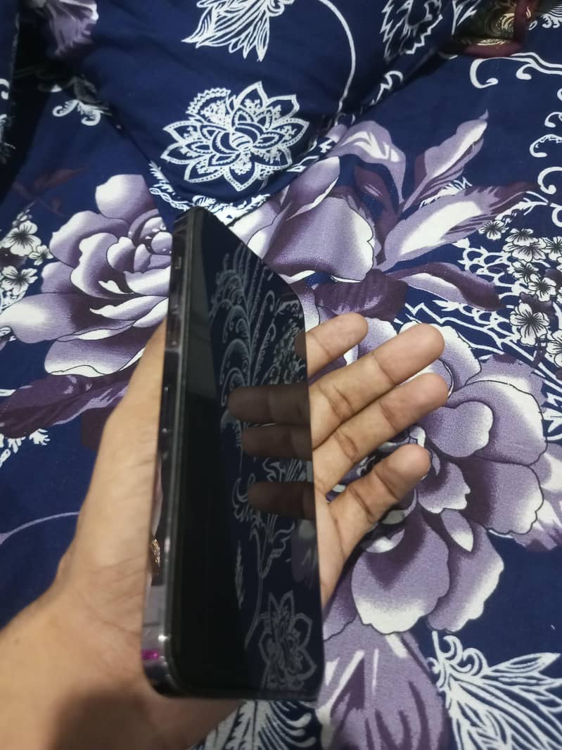 Apple iPhone 14 Pro Max 5