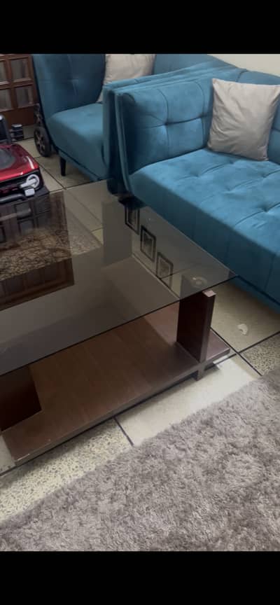 Center table square shape with mirror
