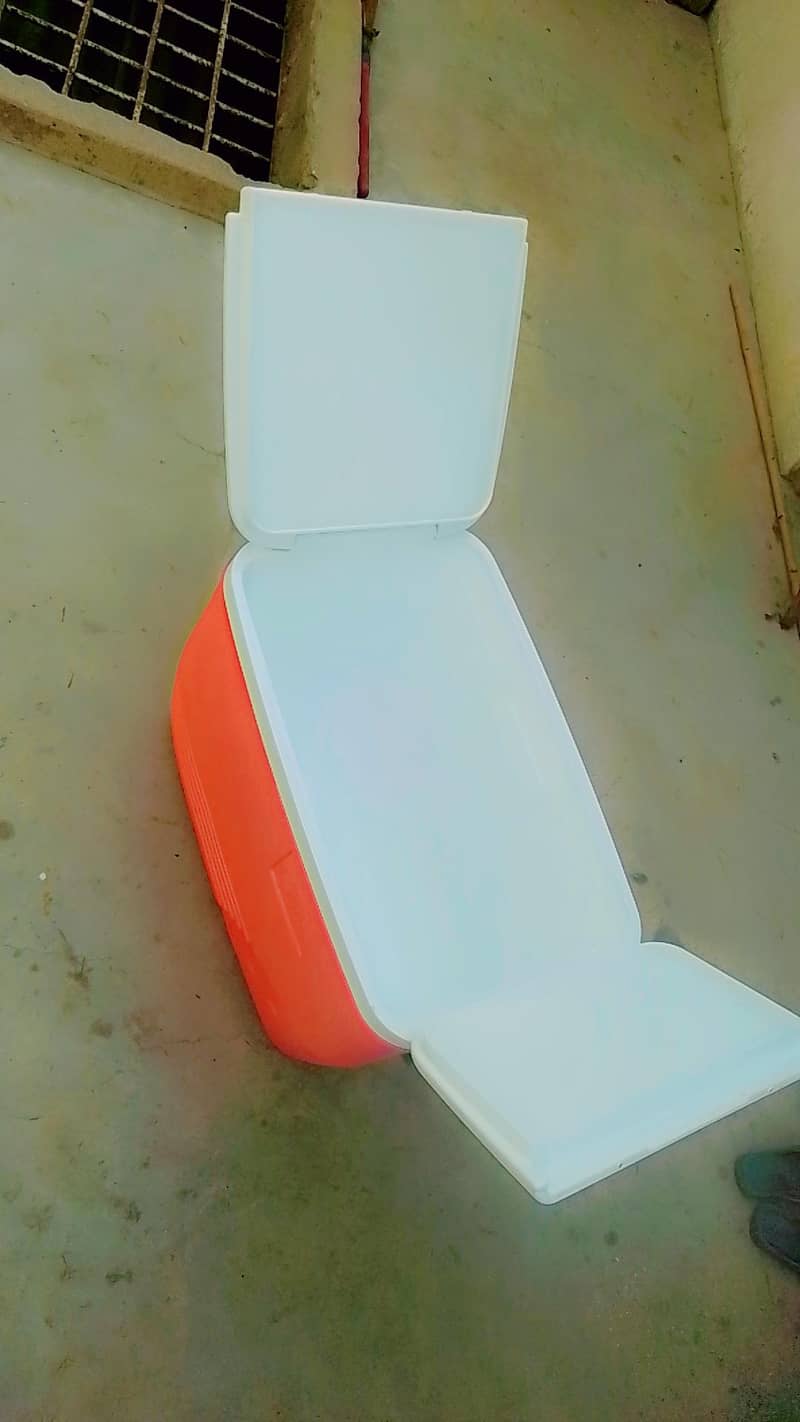 Ice box new 1
