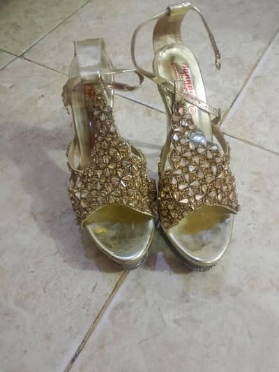 Bridal heels only used once