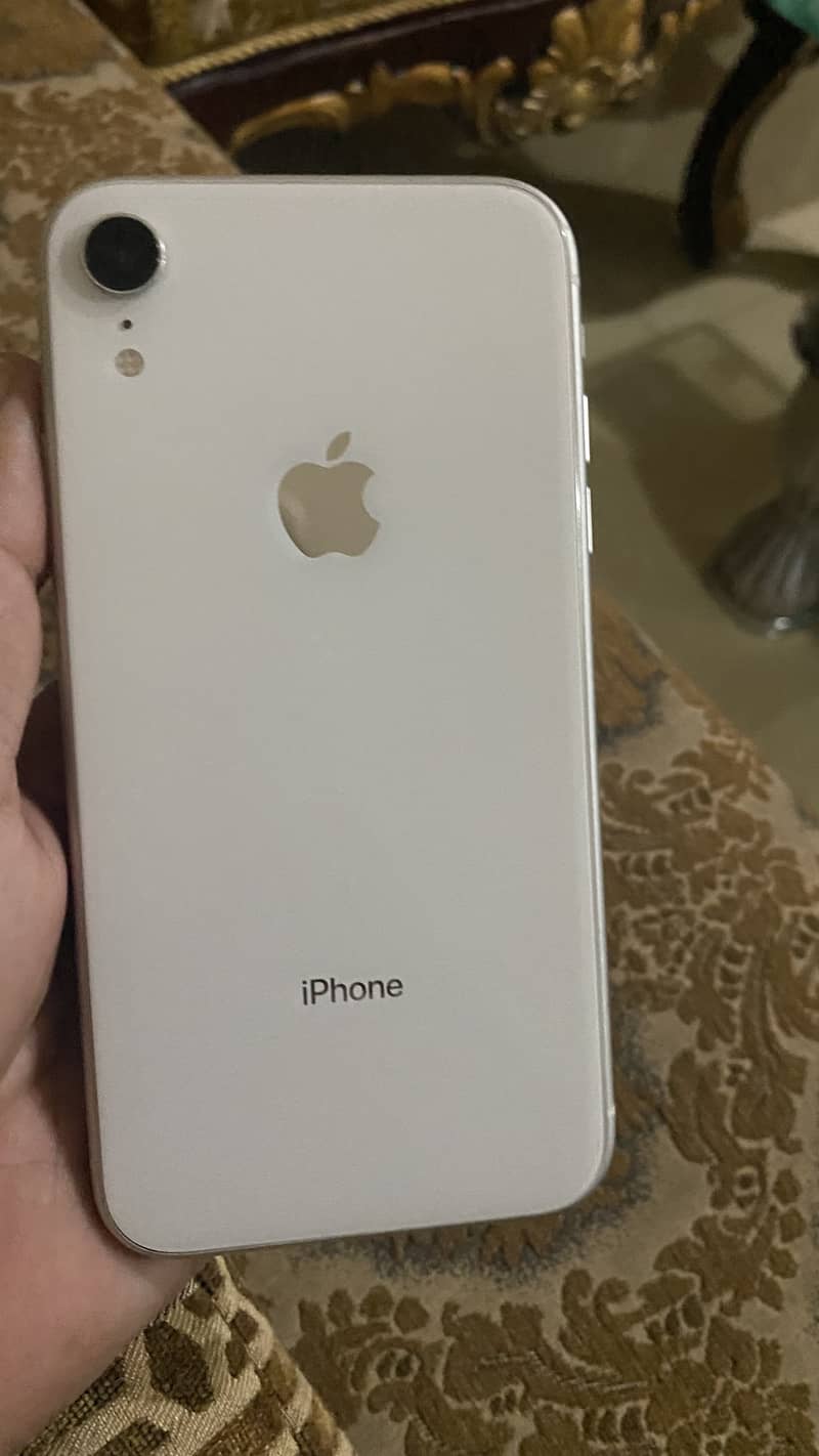 Apple iPhone XR 2
