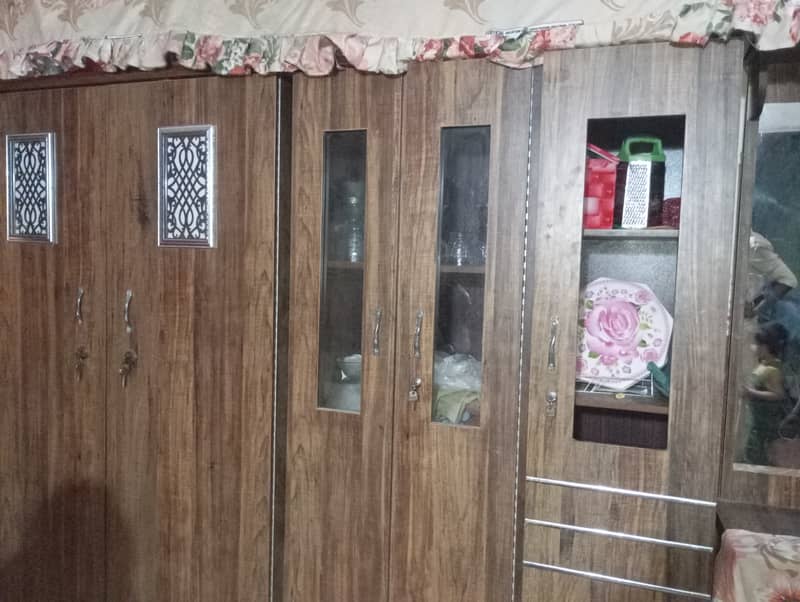 Full bedroom set 0