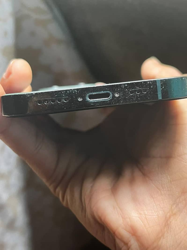 Apple iPhone 13 Pro 1