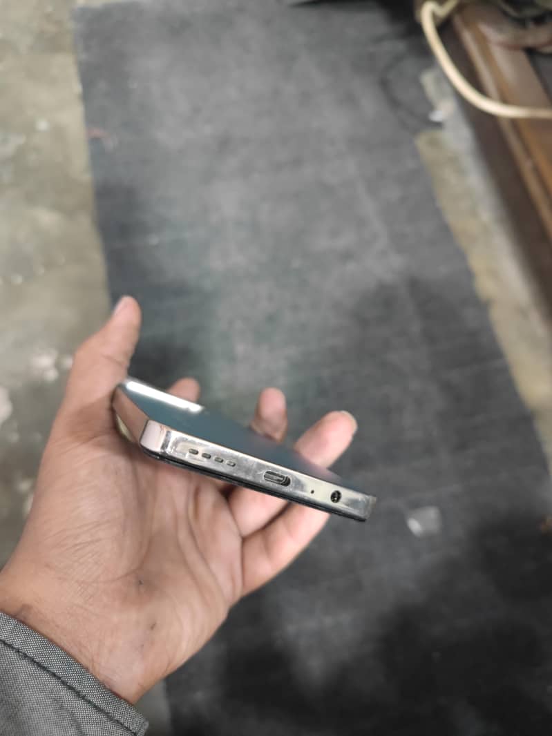 Infinix Note 30 Pro 3