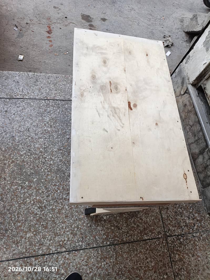hand made table 0