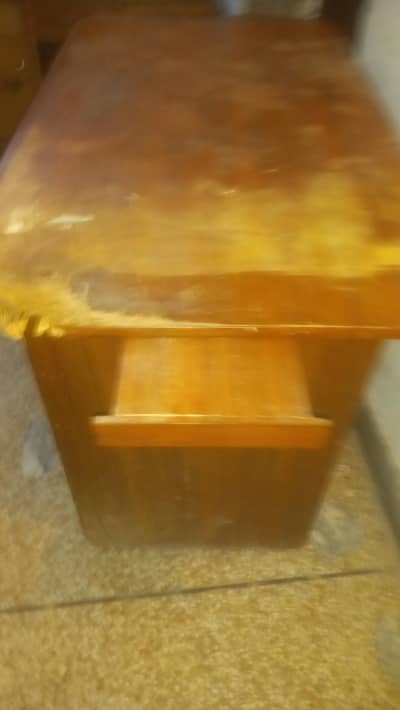 used iron stand and table caben
