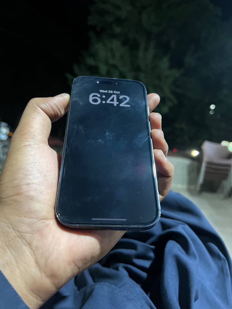Apple iPhone 14 Pro 4